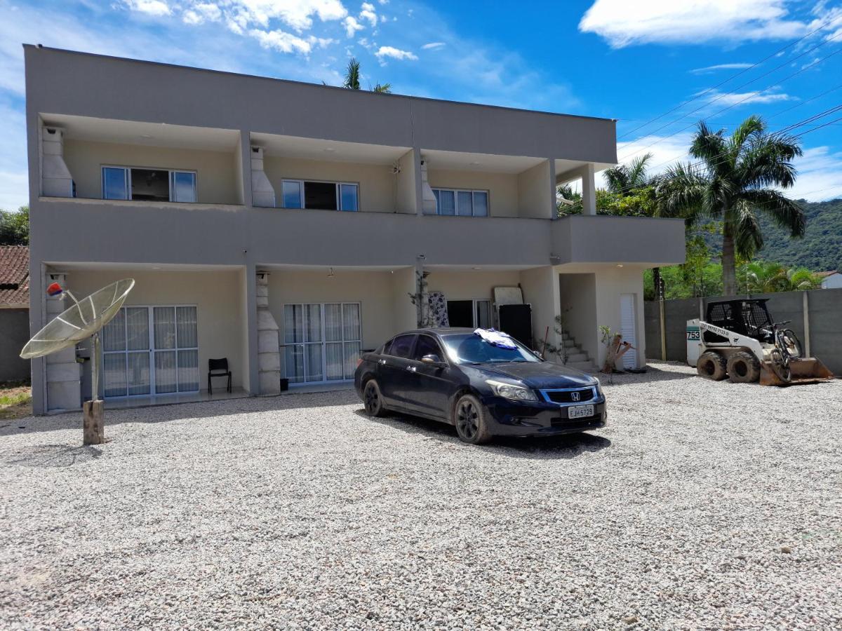 Flats Do Capitao S.a. *